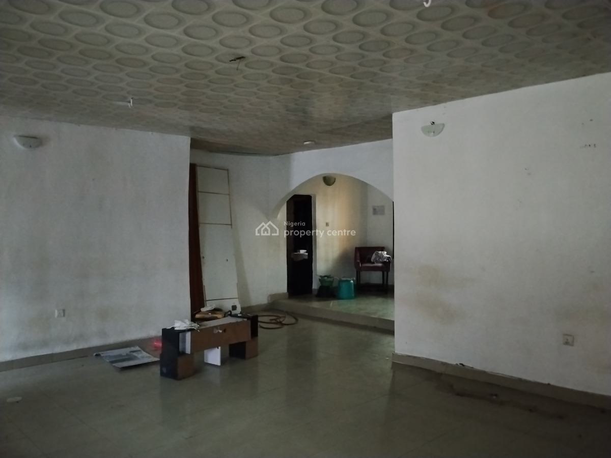 Well Maintained 3 Bedroom Apartment, Bashorun Town, Abijo, Lekki, Lagos, Flat / Apartment for Rent