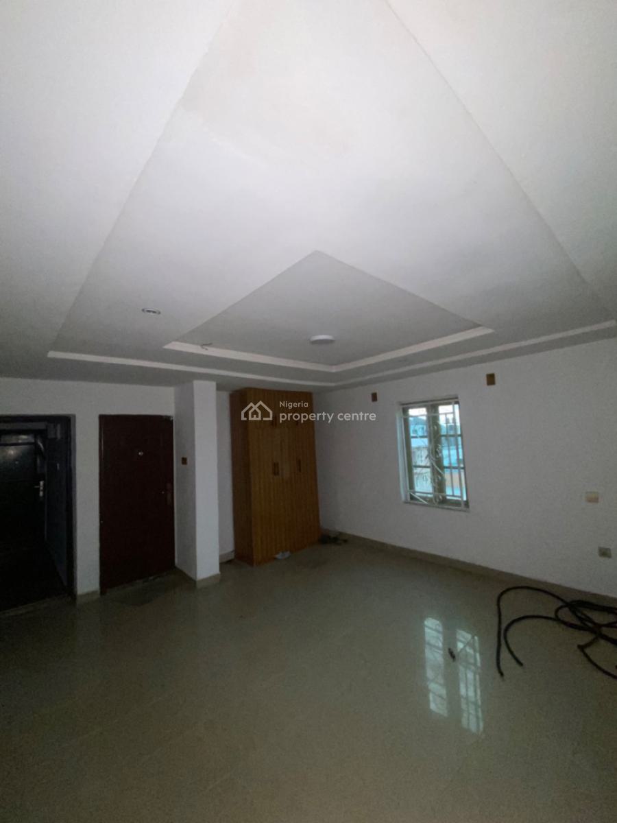 Luxury 3 Bedroom Apartment Upstairs, Lagos Business School, Sangotedo, Ajah, Lagos, Flat / Apartment for Rent