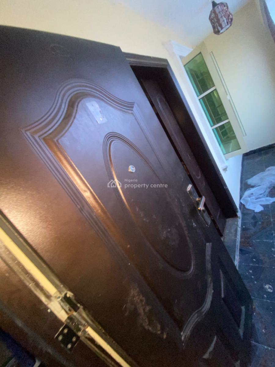 Luxury 3 Bedroom Apartment Upstairs, Lagos Business School, Sangotedo, Ajah, Lagos, Flat / Apartment for Rent