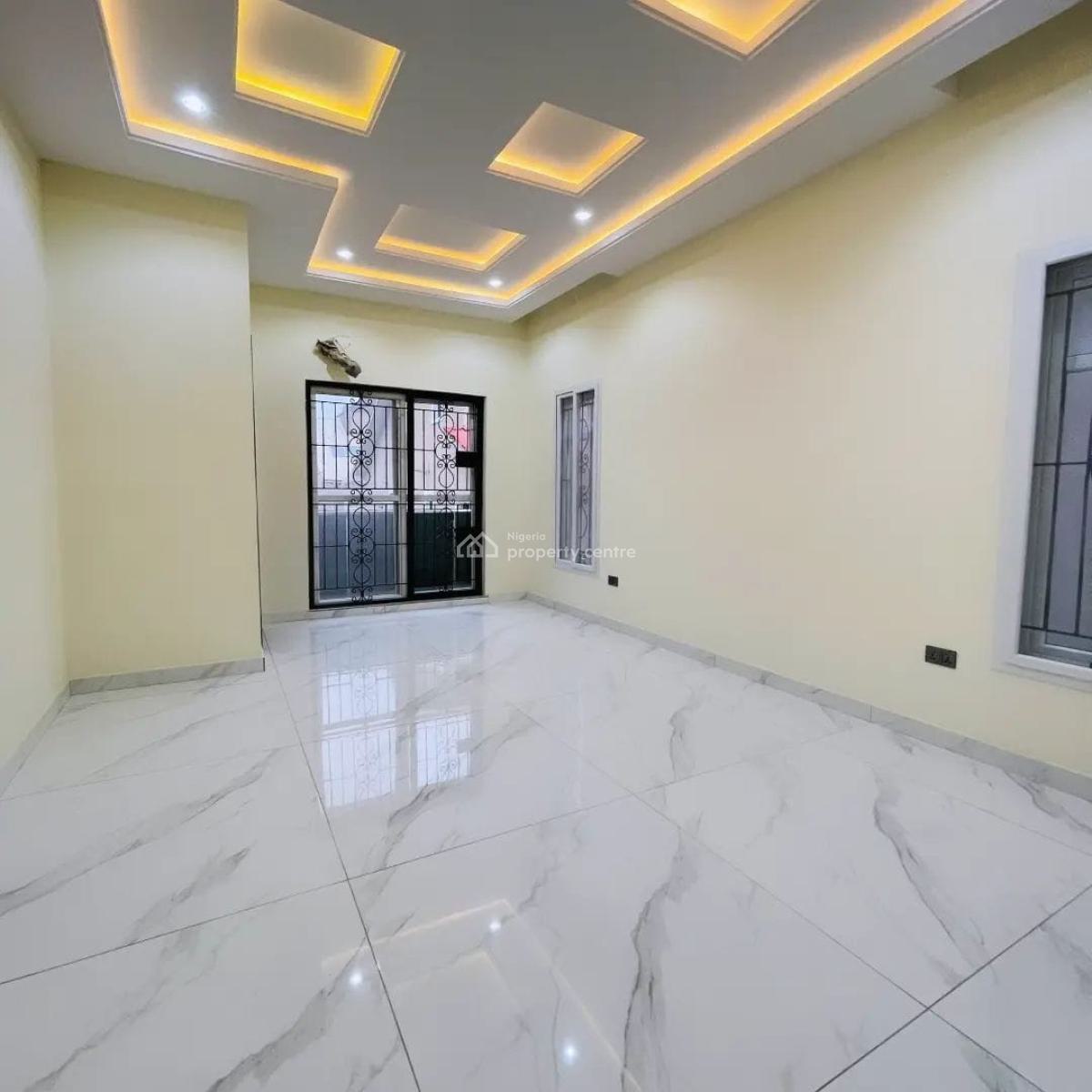 Cozy Serviced  Furnished 2 Bedroom Flat with a Bq, Lekki Phase 1, Lekki, Lagos, Flat / Apartment for Rent