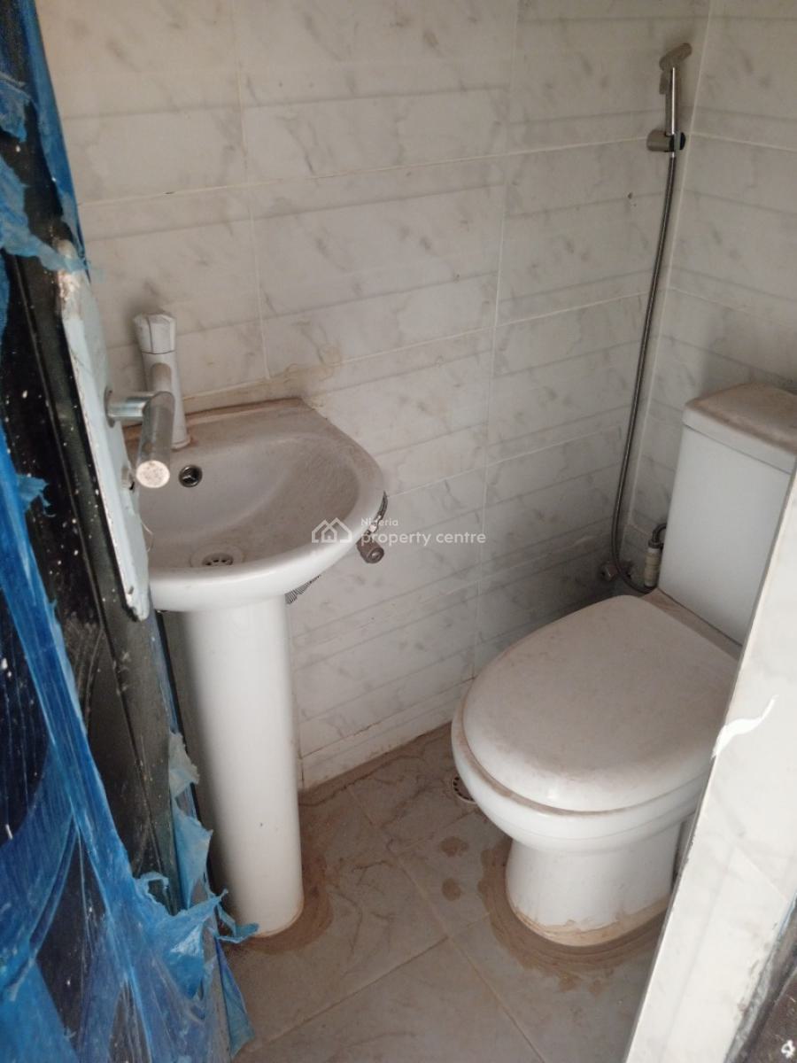 Stand Alone 3bedroom Bungalow at T-pumpy, T- Pumpy Estate Lugbe Fha, Lugbe District, Abuja, Detached Bungalow for Rent