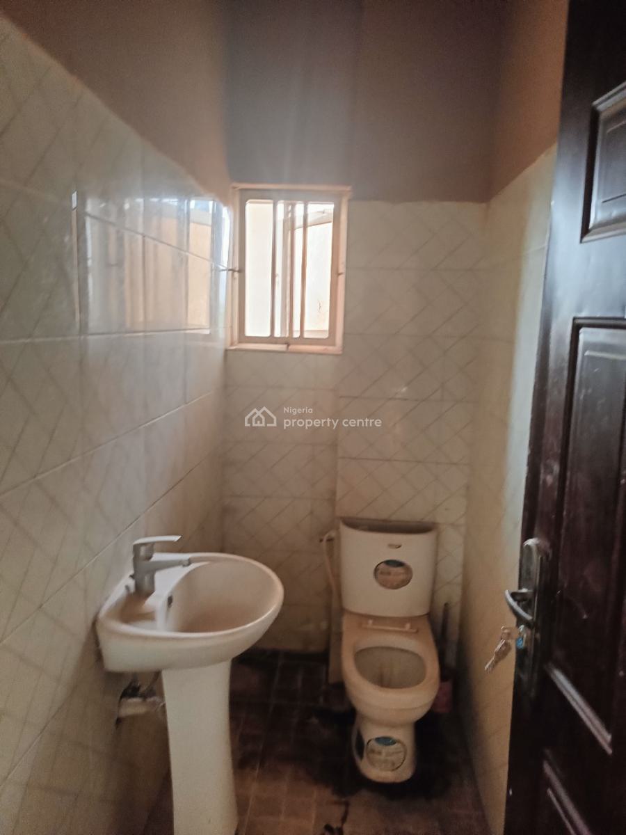 Standard 2 Bedroom Apartment in Arab Road Kubwa(inside an Estate), Arab Road Kubwa (inside an Estate), Kubwa, Abuja, Terraced Duplex for Rent