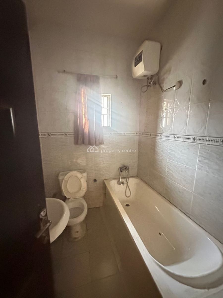 Beautiful 6 Bedroom Spacious Detached House,2 Rooms Bq, Strategic Location, Wuse 2, Abuja, Detached Duplex for Rent