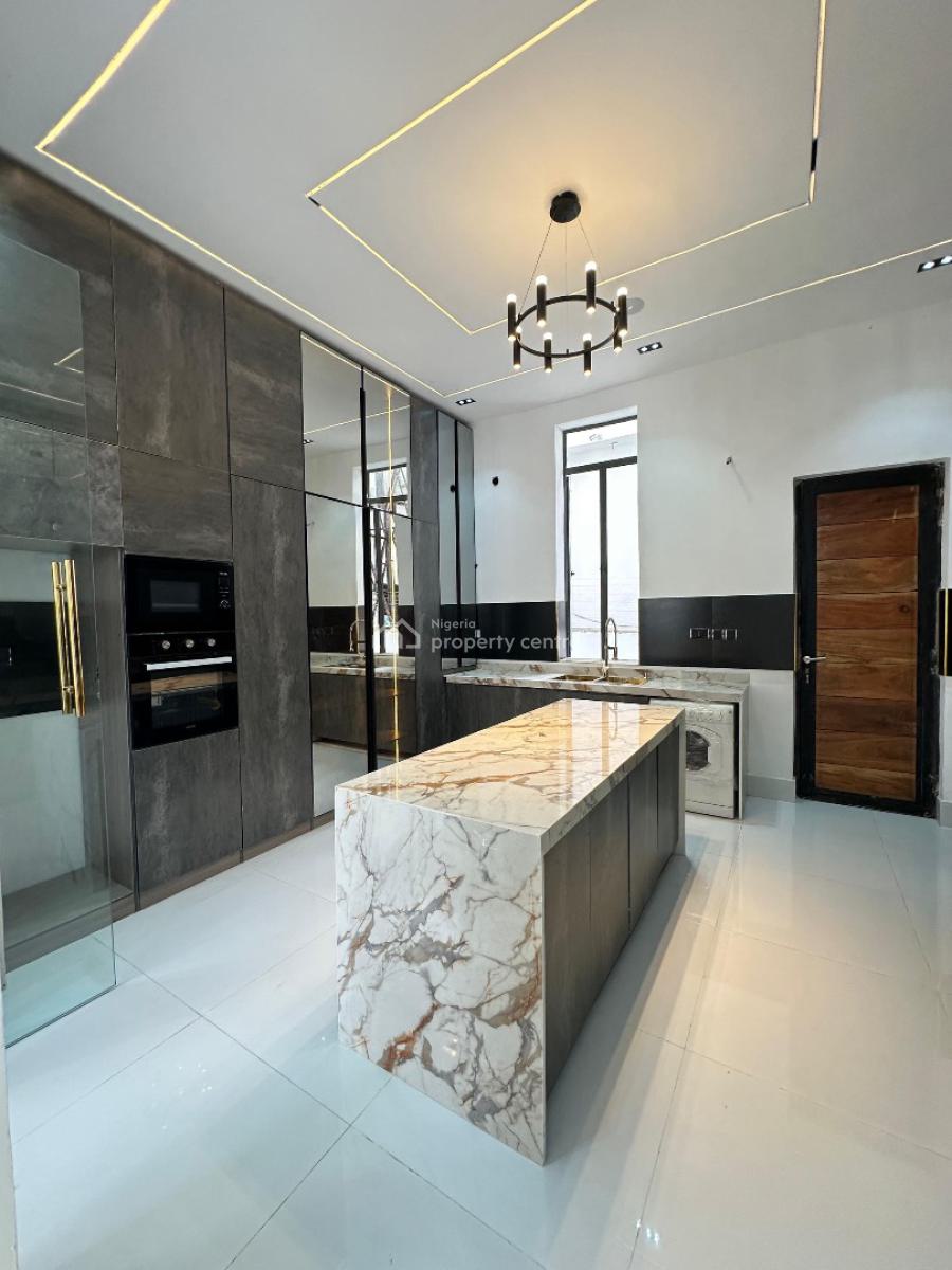 Gigantic Spacious 5 Bedroom Fully Detached Duplex with Bq and Pool, Chevron Toll Gate, Lekki, Lagos, Detached Duplex for Sale