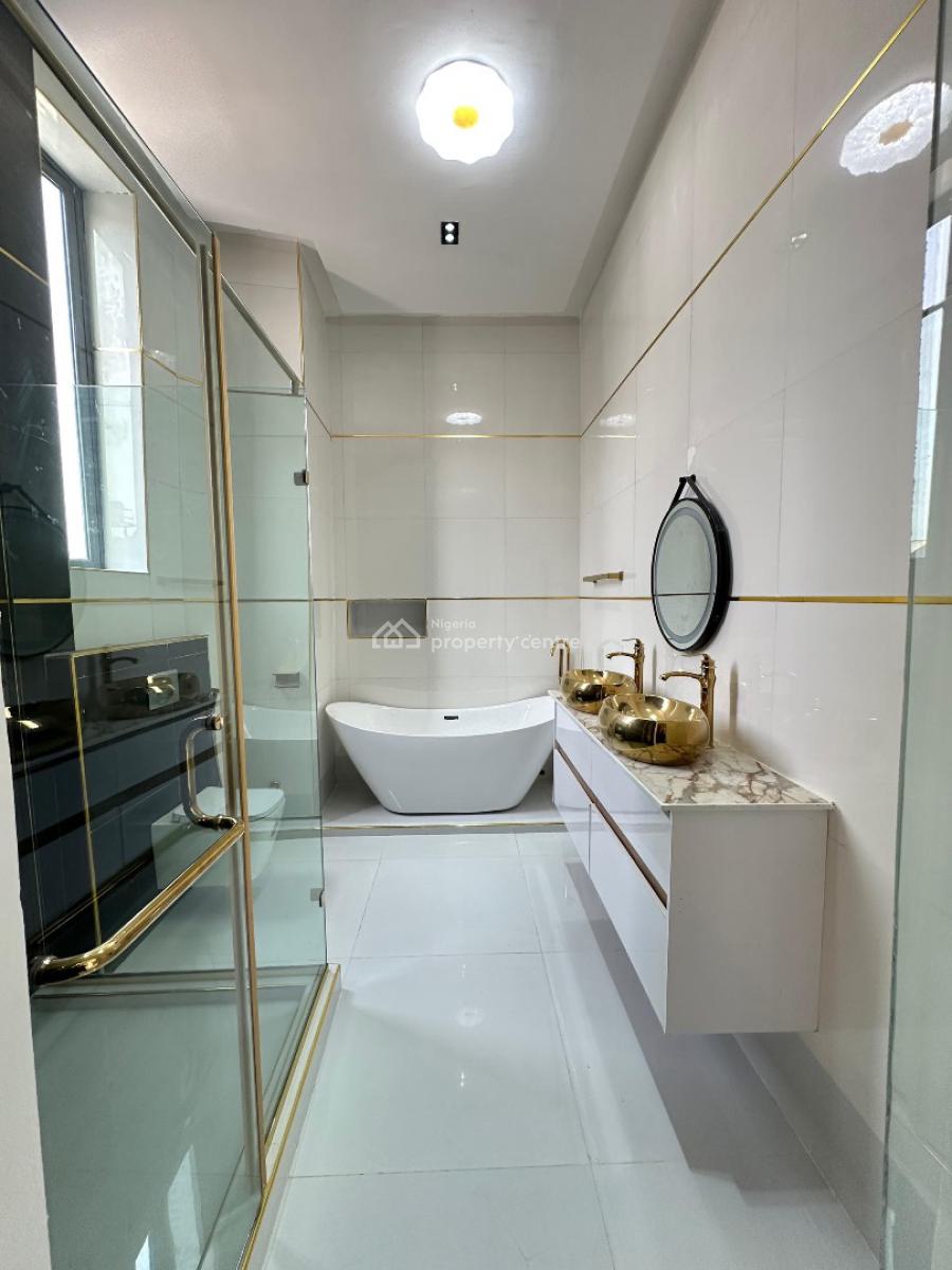 Gigantic Spacious 5 Bedroom Fully Detached Duplex with Bq and Pool, Chevron Toll Gate, Lekki, Lagos, Detached Duplex for Sale