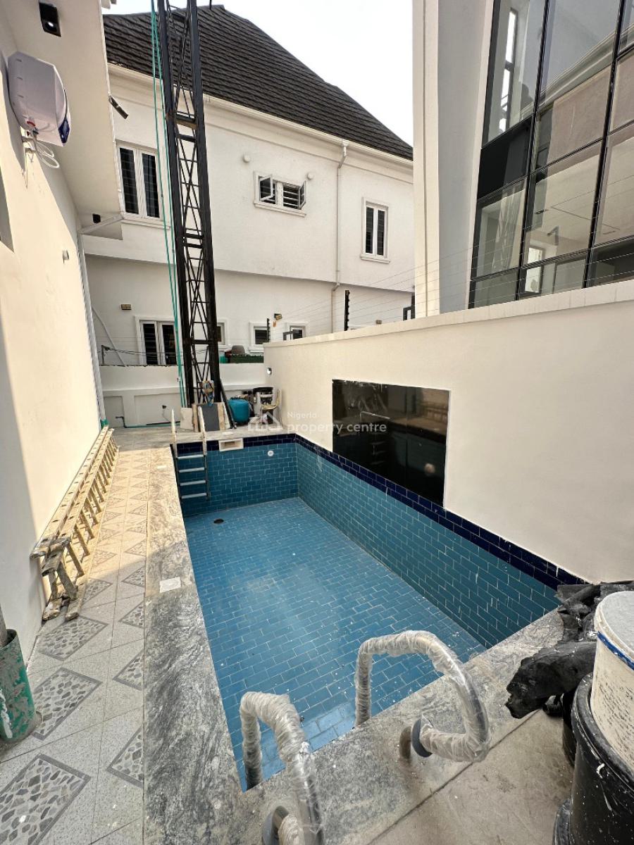 Gigantic Spacious 5 Bedroom Fully Detached Duplex with Bq and Pool, Chevron Toll Gate, Lekki, Lagos, Detached Duplex for Sale