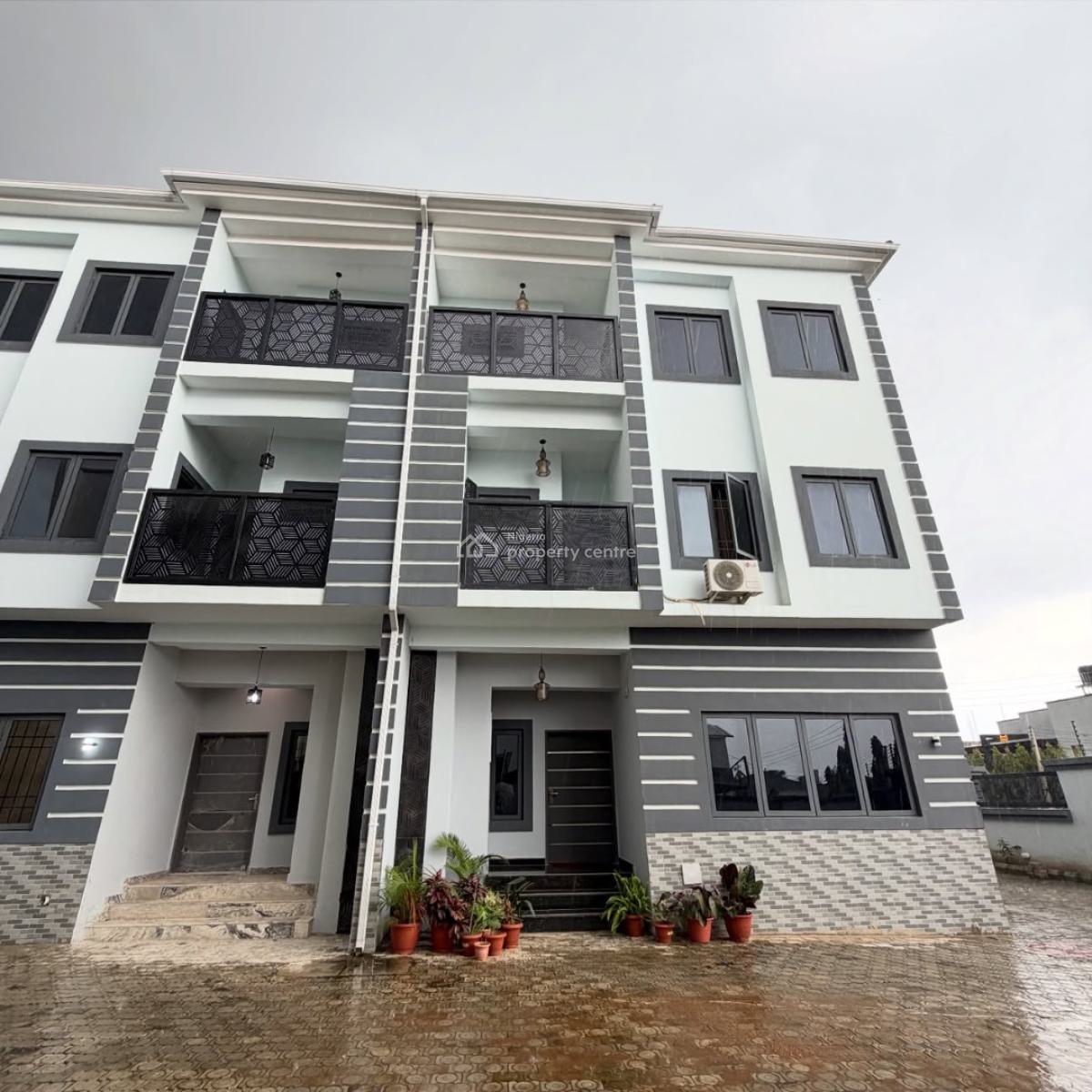 Pristine 4bedroom Terrace Duplex with a Bq, Jahi, Abuja, Terraced Duplex for Sale