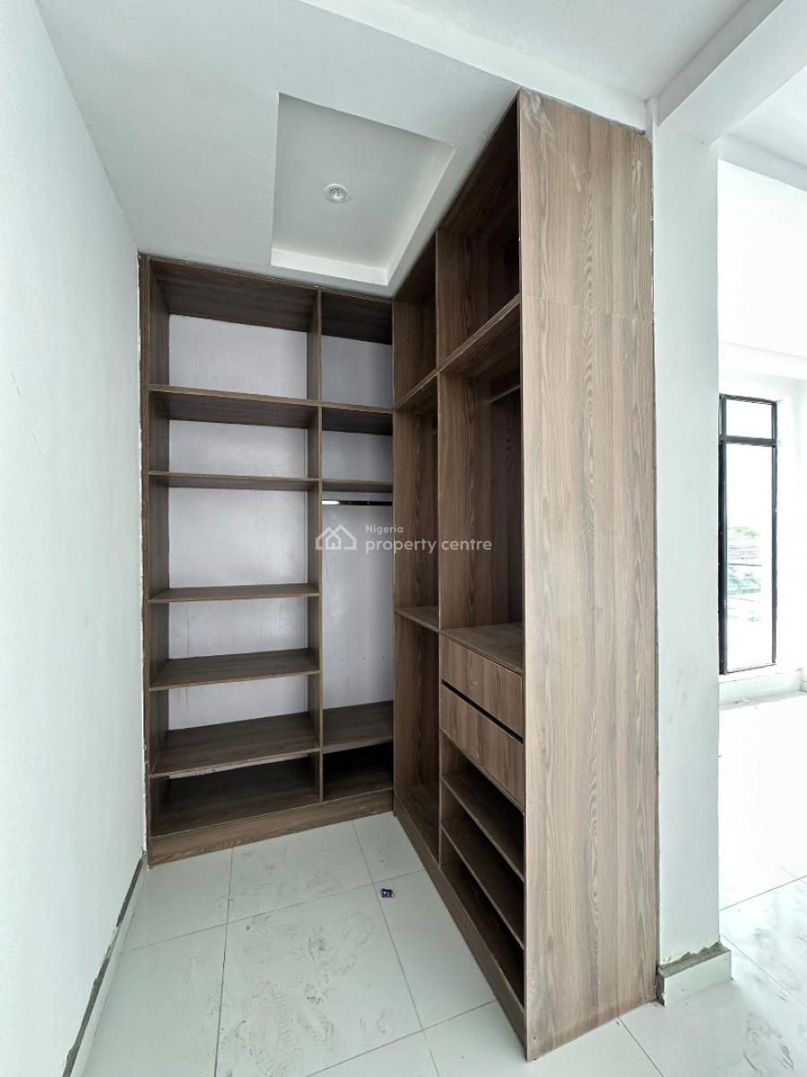 Luxurious Spacious 2 Bedroom Apartment with a Gym and Pool, Ikate, Lekki, Lagos, Flat / Apartment for Sale