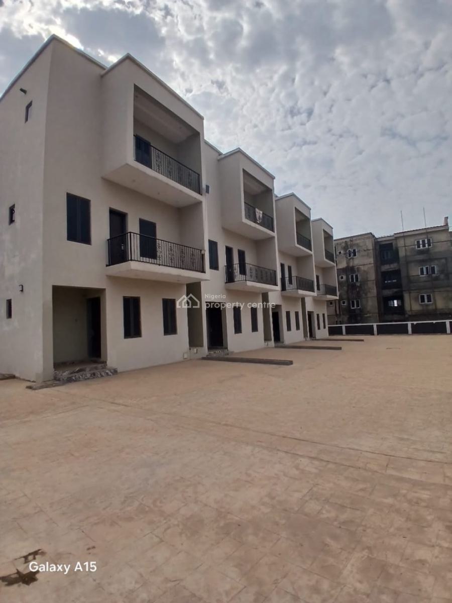 Luxurious 4 Bedrooms Spacious Terrace Duplex,serene Neighborhood, Serene Neighborhood, Mabushi, Abuja, Terraced Duplex for Rent