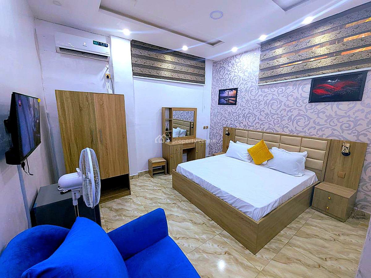 Frenezia Hotel and Apartment, 96 Sowemimo Street Ikeja Gra, Ikeja Gra, Ikeja, Lagos, Self Contain (single Rooms) Short Let