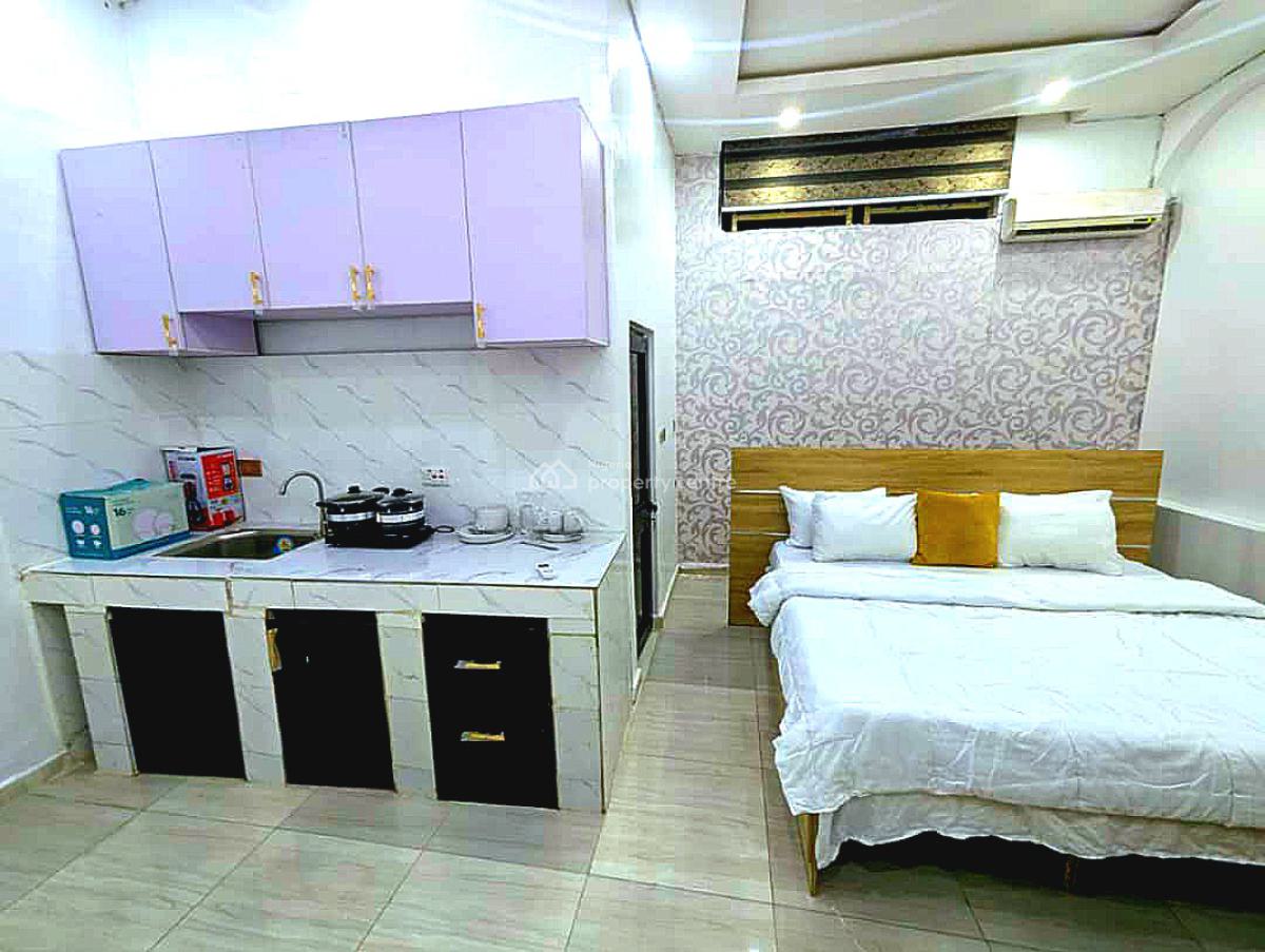 Frenezia Hotel and Apartment, 96 Sowemimo Street Ikeja Gra, Ikeja Gra, Ikeja, Lagos, Self Contain (single Rooms) Short Let