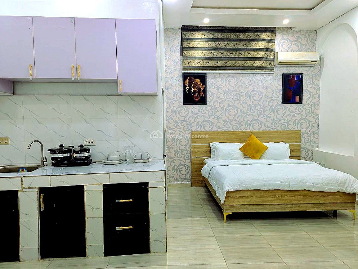 Frenezia Hotel and Apartment, 96 Sowemimo Street Ikeja Gra, Ikeja Gra, Ikeja, Lagos, Self Contain (single Rooms) Short Let