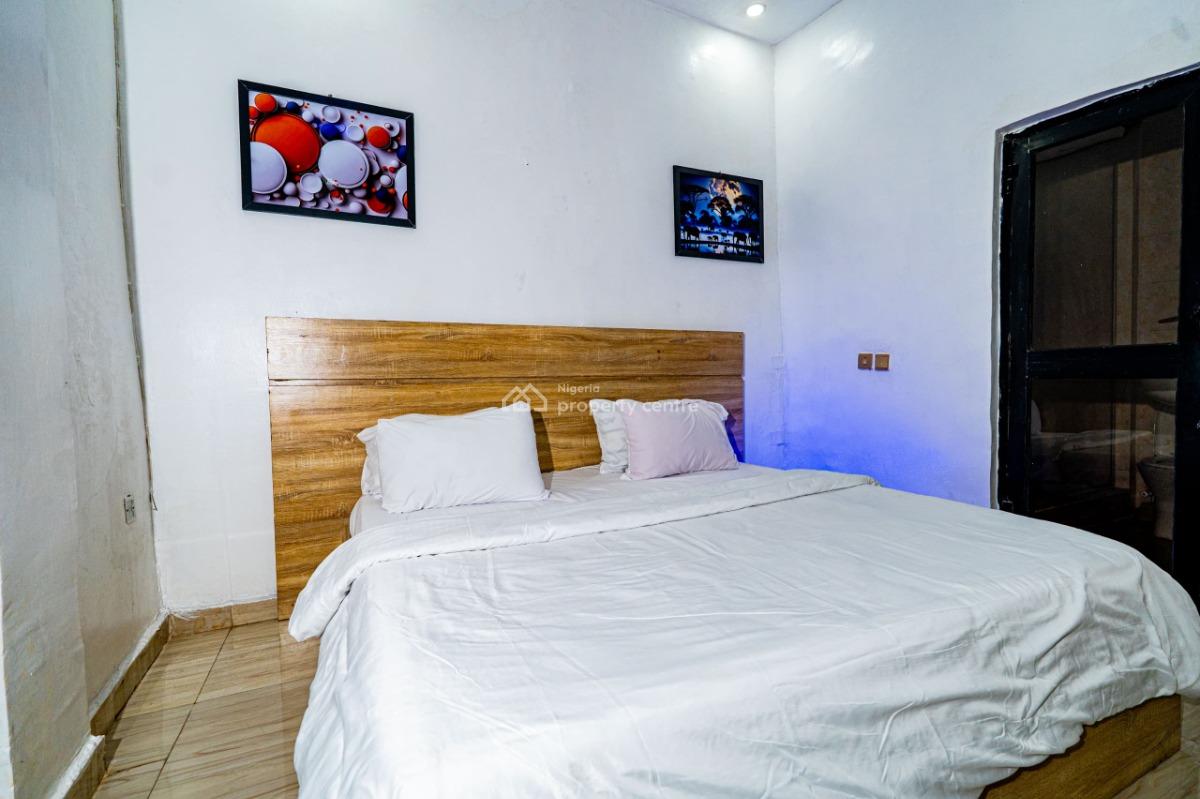 Hotel and Apartment, 96 Sowemimo Street, Ikeja Gra, Ikeja, Lagos, Self Contain (single Rooms) Short Let