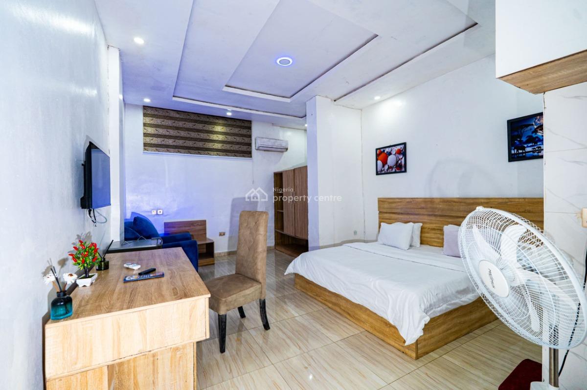 Hotel and Apartment, 96 Sowemimo Street, Ikeja Gra, Ikeja, Lagos, Self Contain (single Rooms) Short Let