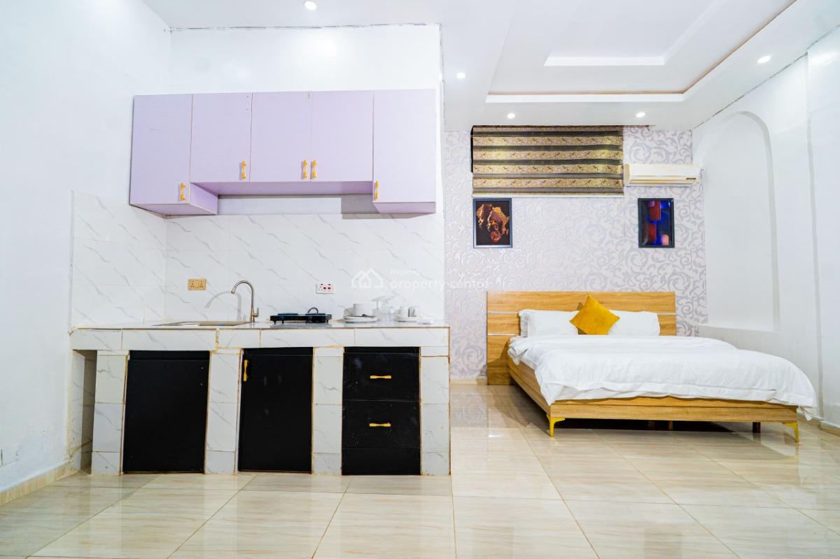 Hotel and Apartment, 96 Sowemimo Street, Ikeja Gra, Ikeja, Lagos, Self Contain (single Rooms) Short Let