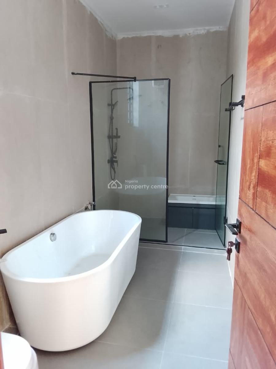 Exclusive Newly Built 5-bedroom Semi-detached Duplex with Bq, Lekki Phase 1, Lekki, Lagos, Semi-detached Duplex for Rent