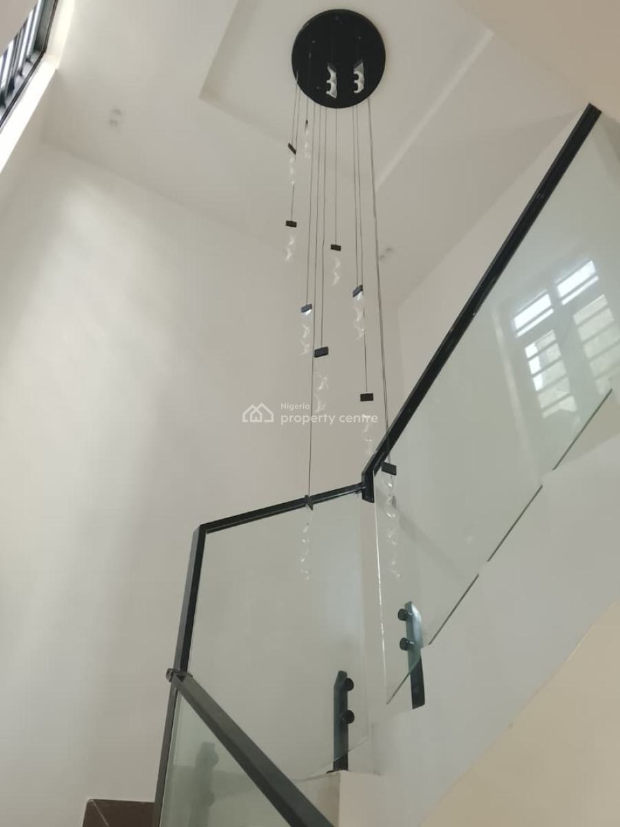 Exclusive Newly Built 5-bedroom Semi-detached Duplex with Bq, Lekki Phase 1, Lekki, Lagos, Semi-detached Duplex for Rent