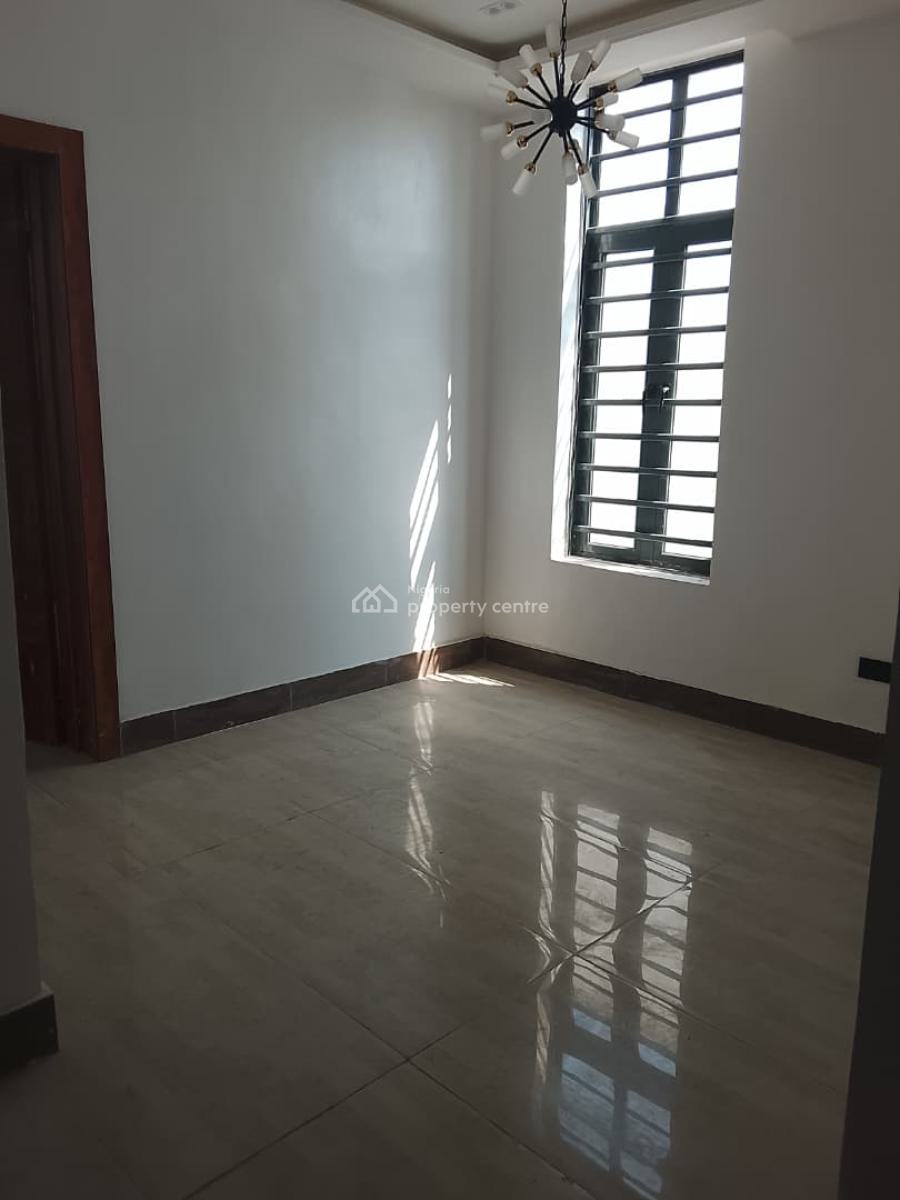 Exclusive Newly Built 5-bedroom Semi-detached Duplex with Bq, Lekki Phase 1, Lekki, Lagos, Semi-detached Duplex for Rent