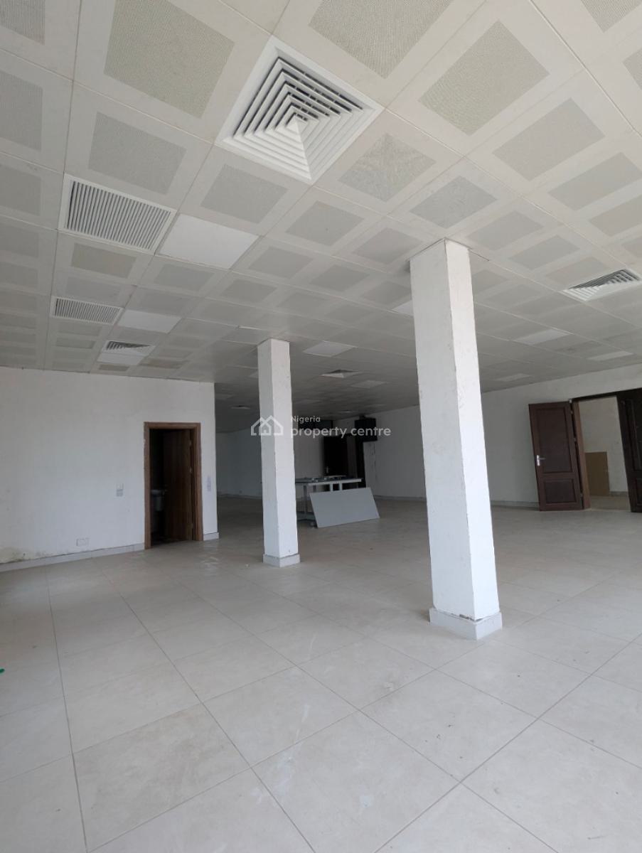 Massive Office Ffont with Warehouse Measuring 1,500sqm Behind ., Lekki Epe Expressway, Ibeju Lekki, Lagos, Office Space for Rent
