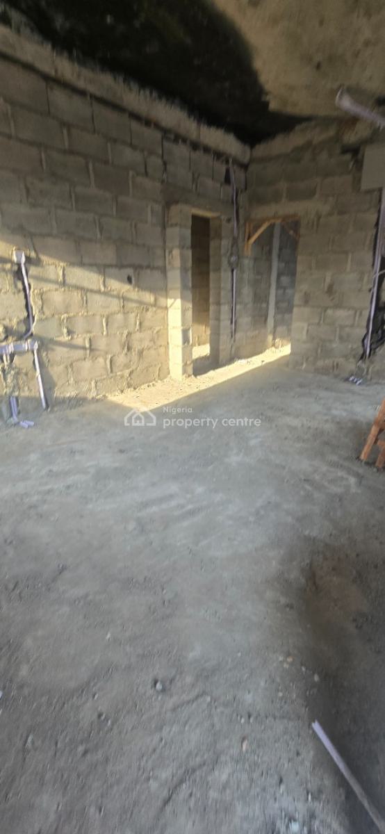 Studio Apartment, Surulere, Lagos, Self Contain (single Rooms) for Sale