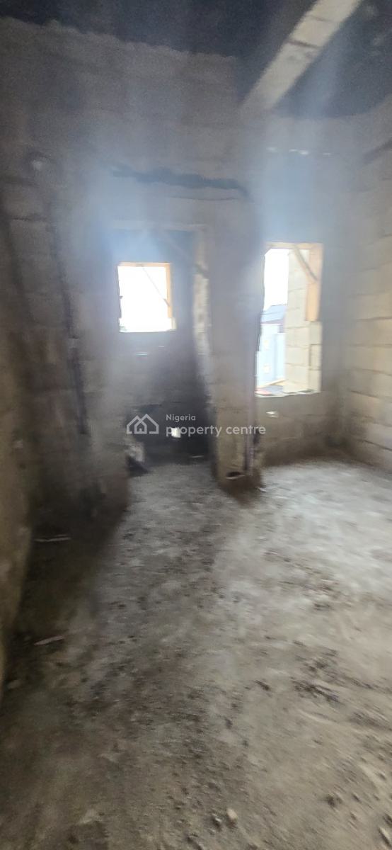 Studio Apartment, Surulere, Lagos, Self Contain (single Rooms) for Sale