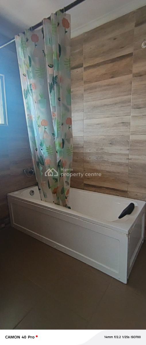 World Biggest Master Bedroom Studio Apartment in Chevron, Chevron Drive, Lekki, Lagos, Self Contain (single Rooms) for Rent