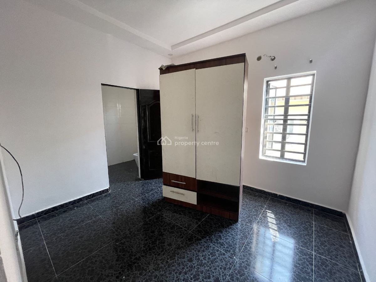 Standard 2 Bedroom Apartment Upstairs, Located Inside Good Estate,call to Access,clean Water and Light, Sangotedo, Ajah, Lagos, Flat / Apartment for Rent