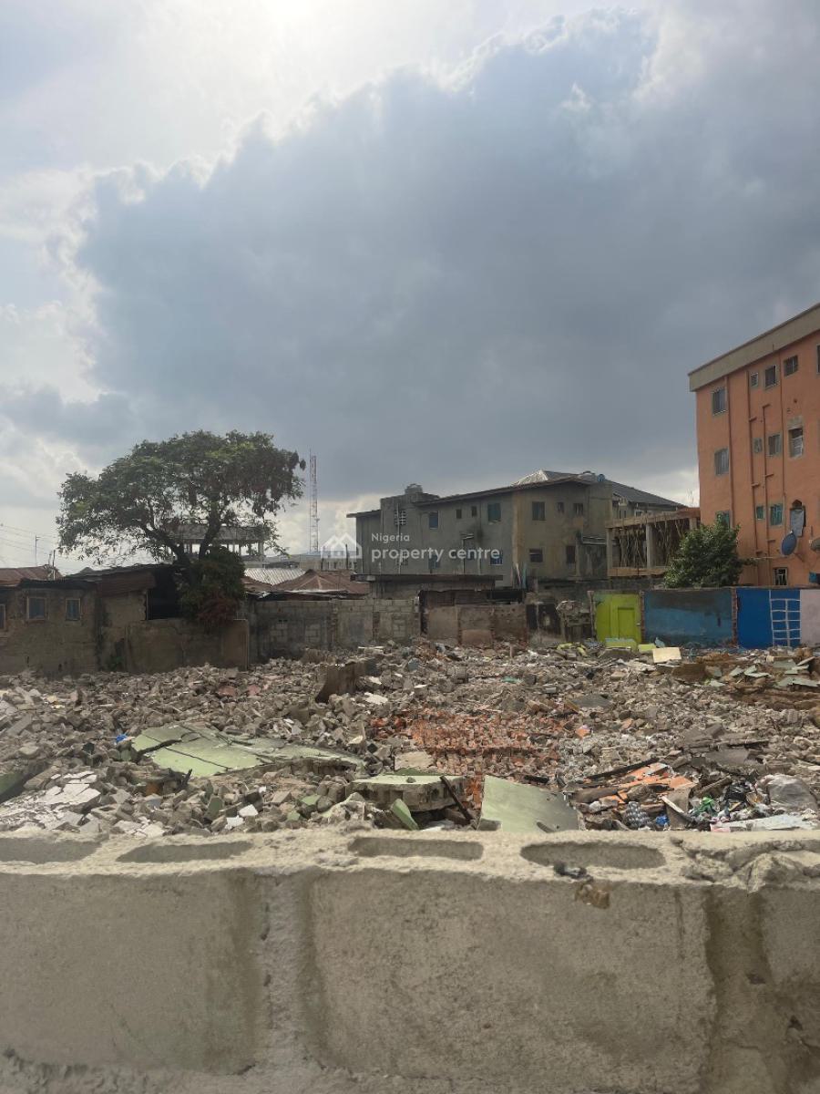 Dry Land Perfect for Residential Or Commercial Purposes in Itire, Dry Land Facing The Major Road, Perfect for Business Or Residential Us, Itire, Lagos, Mixed-use Land for Sale