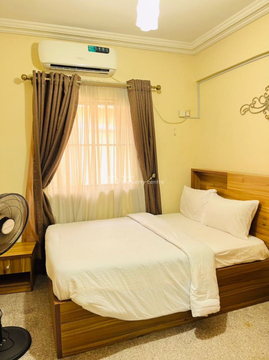 a Block of 4 Flats with a Room Bq, Ninolowo Street, Lekki Phase 1 Lagos, Lekki Phase 1, Lekki, Lagos, House for Rent