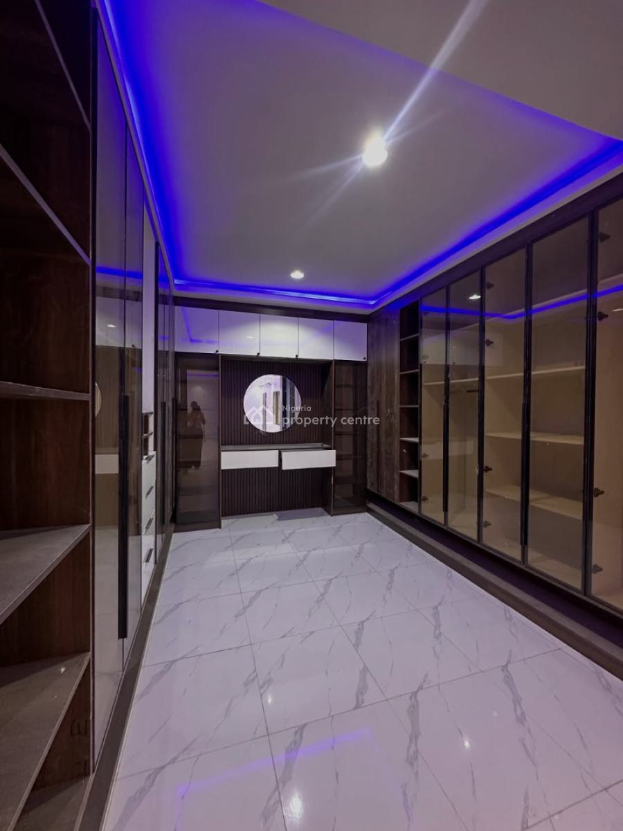 Brand New 5 Bedroom Semi-detached Duplex with Bq, Swimming Pool, Guzape, Guzape District, Abuja, Terraced Duplex for Rent