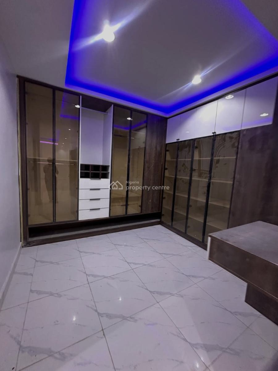 Brand New 5 Bedroom Semi-detached Duplex with Bq, Swimming Pool, Guzape, Guzape District, Abuja, Terraced Duplex for Rent