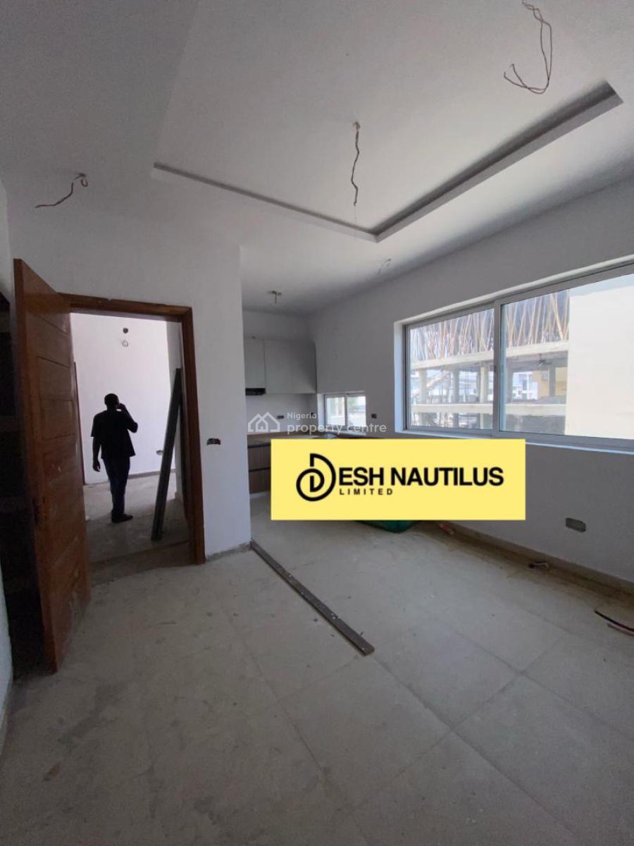 Executive 2-bedroom Apartment with Governors Consent, Ilasan, Lekki, Lagos, Flat / Apartment for Sale