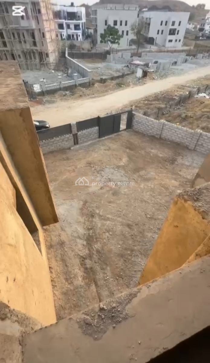 Carcass, 4bedrooms Terrace Duplex, Carcass, in Mini Estate., Guzape District, Abuja, Terraced Duplex for Sale