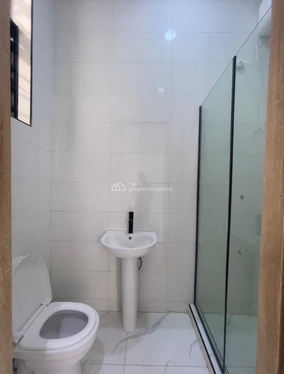 Gorgeous Fully Detached Duplex with Bq in a Great Neighbourhood, Ajah, Lagos, Detached Duplex for Sale