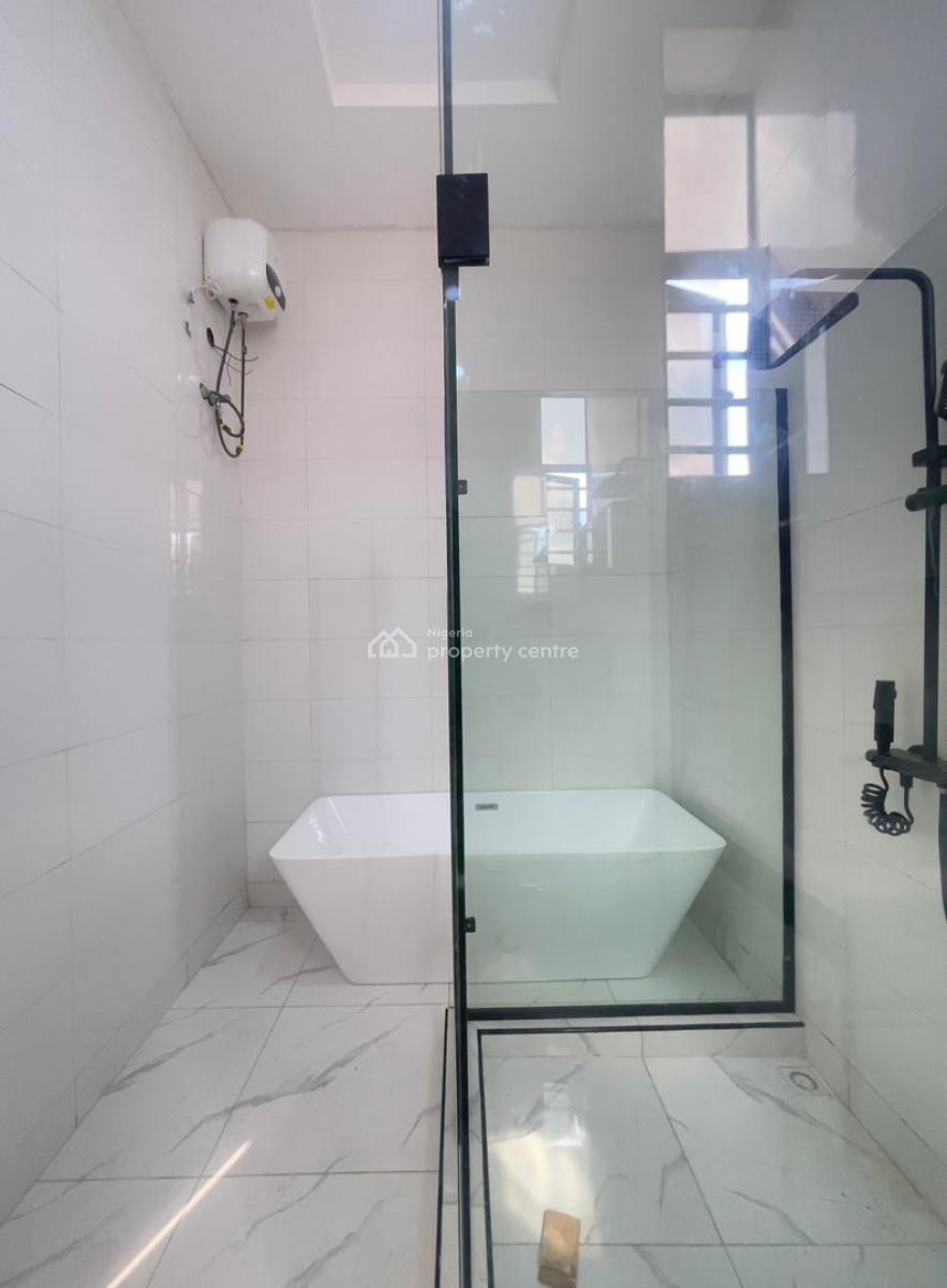 Gorgeous Fully Detached Duplex with Bq in a Great Neighbourhood, Ajah, Lagos, Detached Duplex for Sale