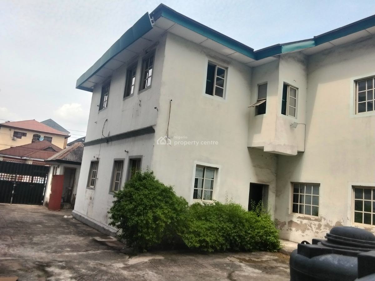 6 Bedroom Office Space with a Two Bedroom Chalet Bq, Queens Drive, Alagomeji, Yaba, Lagos, Office Space for Rent