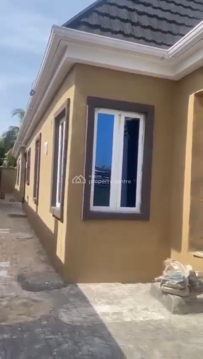 Luxury 2 Units of 2 Bedroom Flat and 2 Units of Room @&palor Selfcon, Tinumola Osogbo, Osogbo, Osun, Block of Flats for Sale