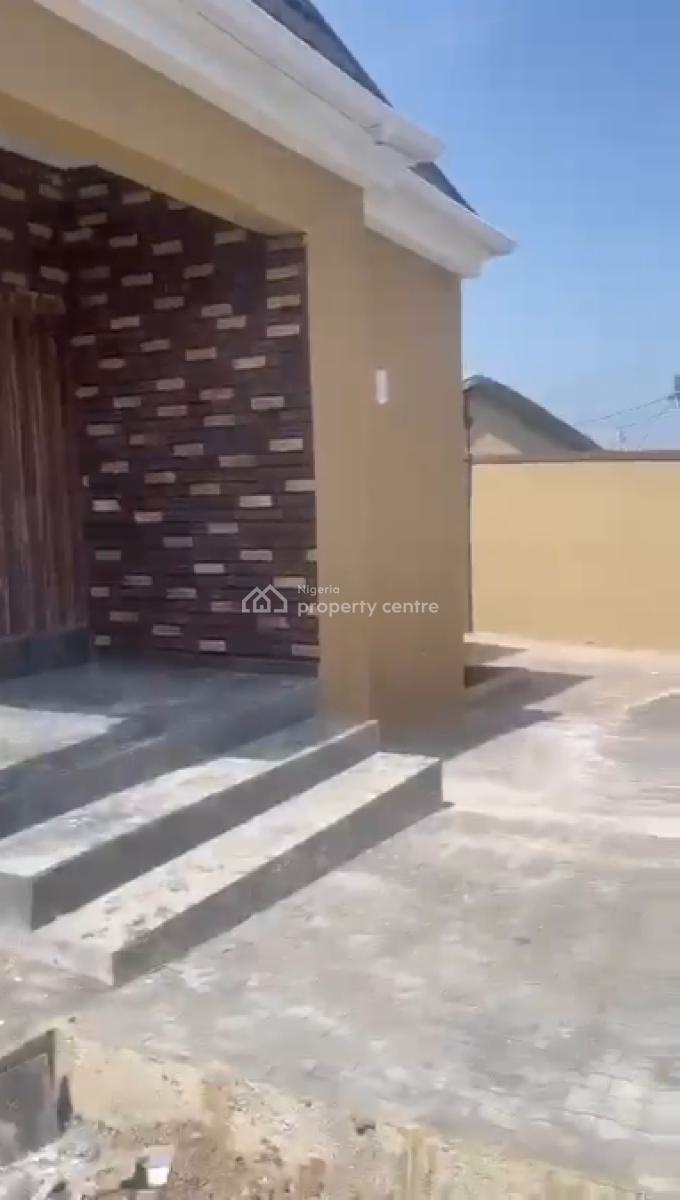 Luxury 2 Units of 2 Bedroom Flat and 2 Units of Room @&palor Selfcon, Tinumola Osogbo, Osogbo, Osun, Block of Flats for Sale