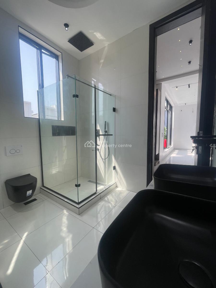 Beautiful 5 Bedroom Fully Detached Duplex with a Bq and a Garden, Chevron, Lekki, Lagos, Detached Duplex for Sale