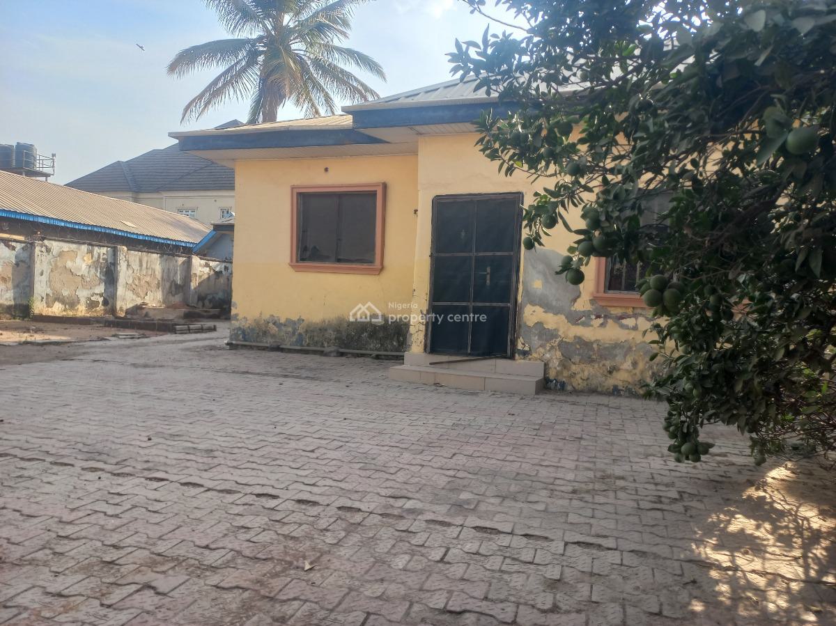 an Old Bungalow Sitting on 600sqms Land Very Accessible to The Express, Arab Road, Kubwa, Abuja, Residential Land for Sale