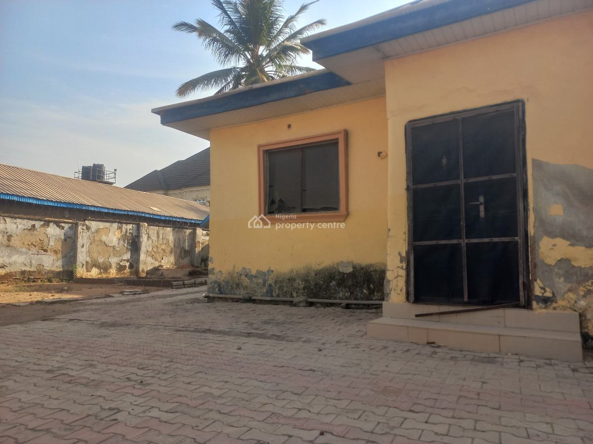 an Old Bungalow Sitting on 600sqms Land Very Accessible to The Express, Arab Road, Kubwa, Abuja, Residential Land for Sale