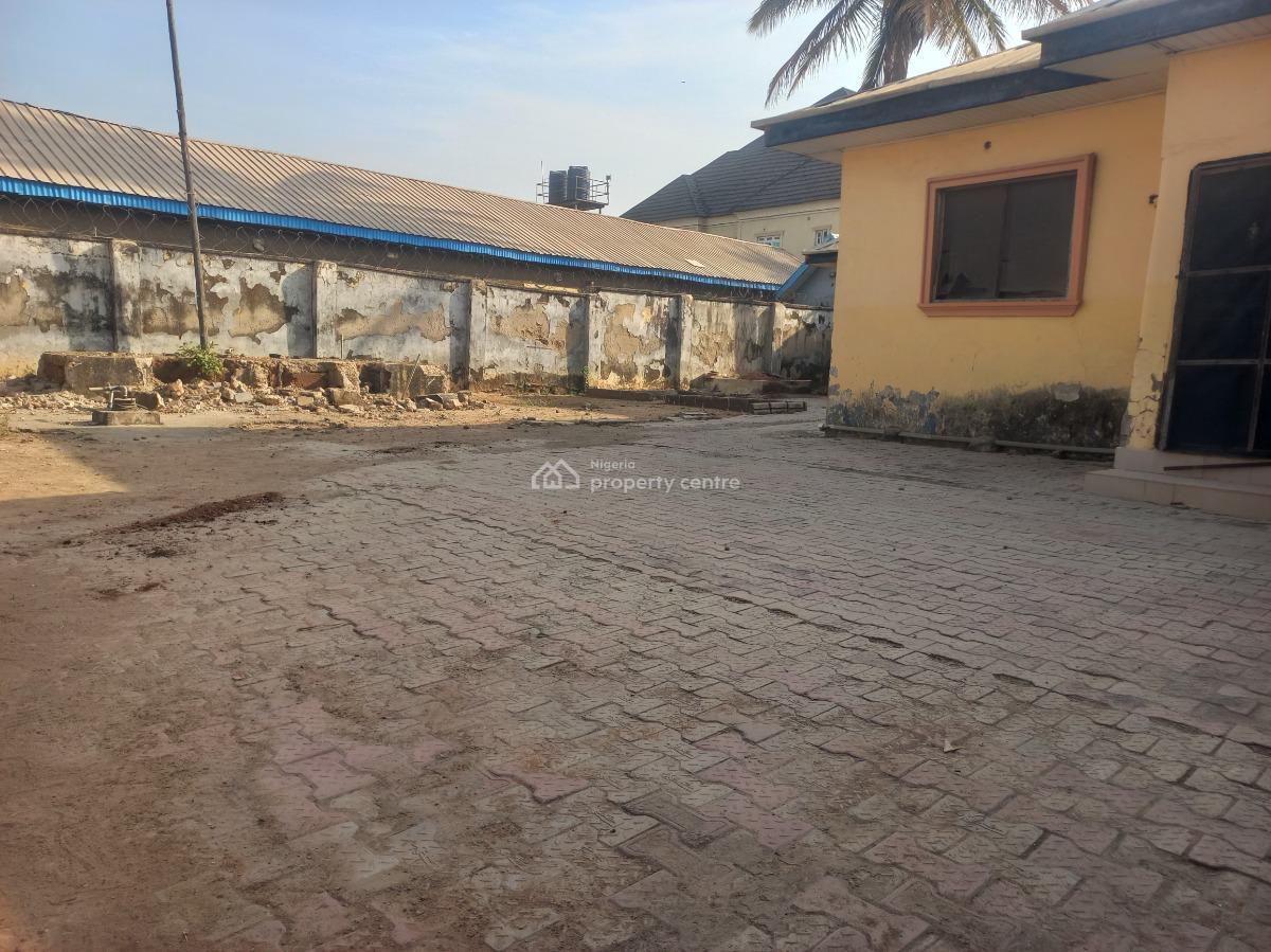 an Old Bungalow Sitting on 600sqms Land Very Accessible to The Express, Arab Road, Kubwa, Abuja, Residential Land for Sale