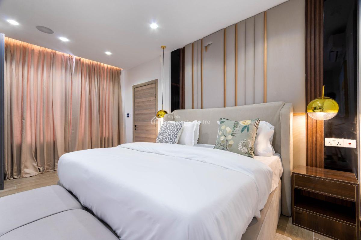 Luxury 2 Bedroom Apartment with Housekeeping and Gym, City View and Ensuite Rooms, Lekki, Lagos, Flat / Apartment Short Let