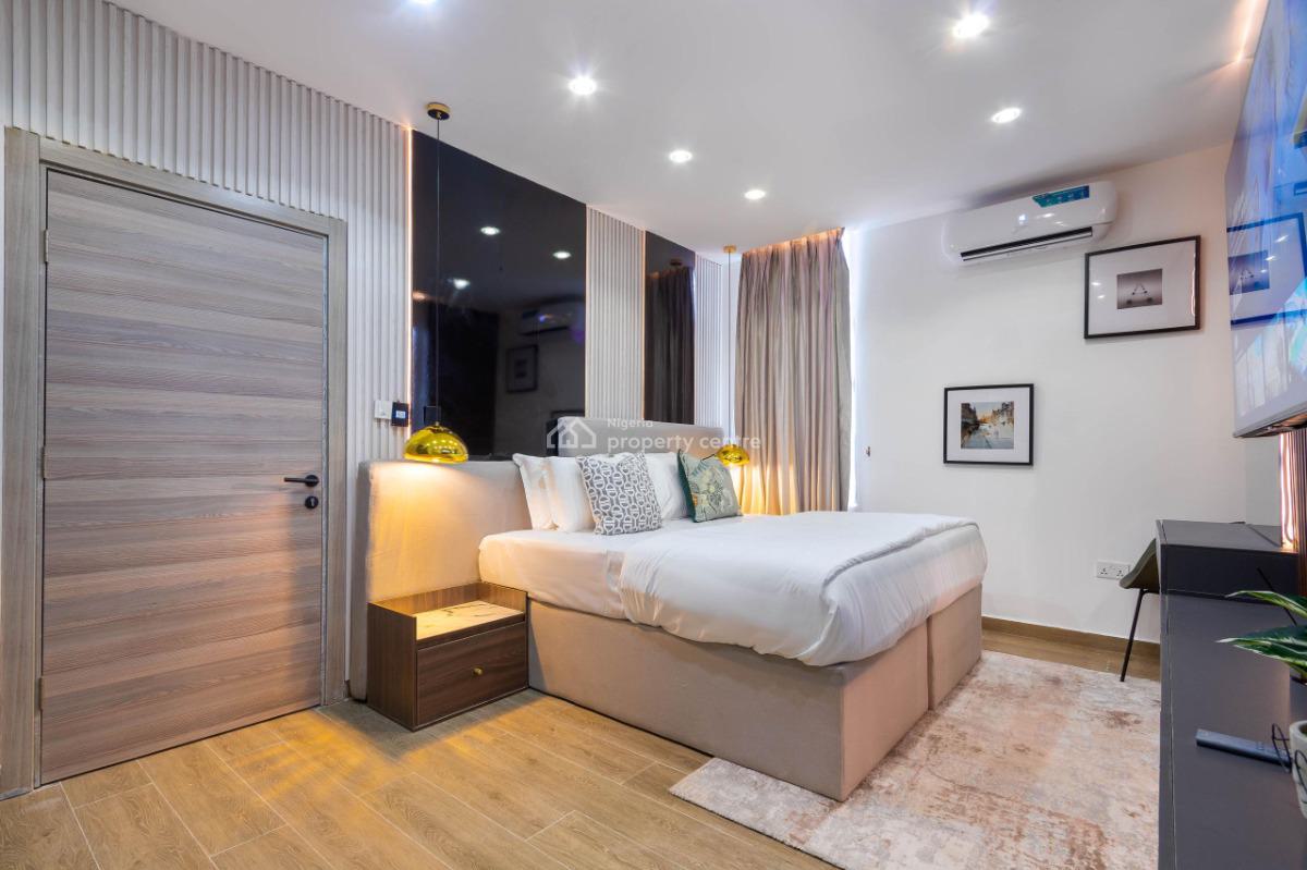 Luxury 2 Bedroom Apartment with Housekeeping and Gym, City View and Ensuite Rooms, Lekki, Lagos, Flat / Apartment Short Let