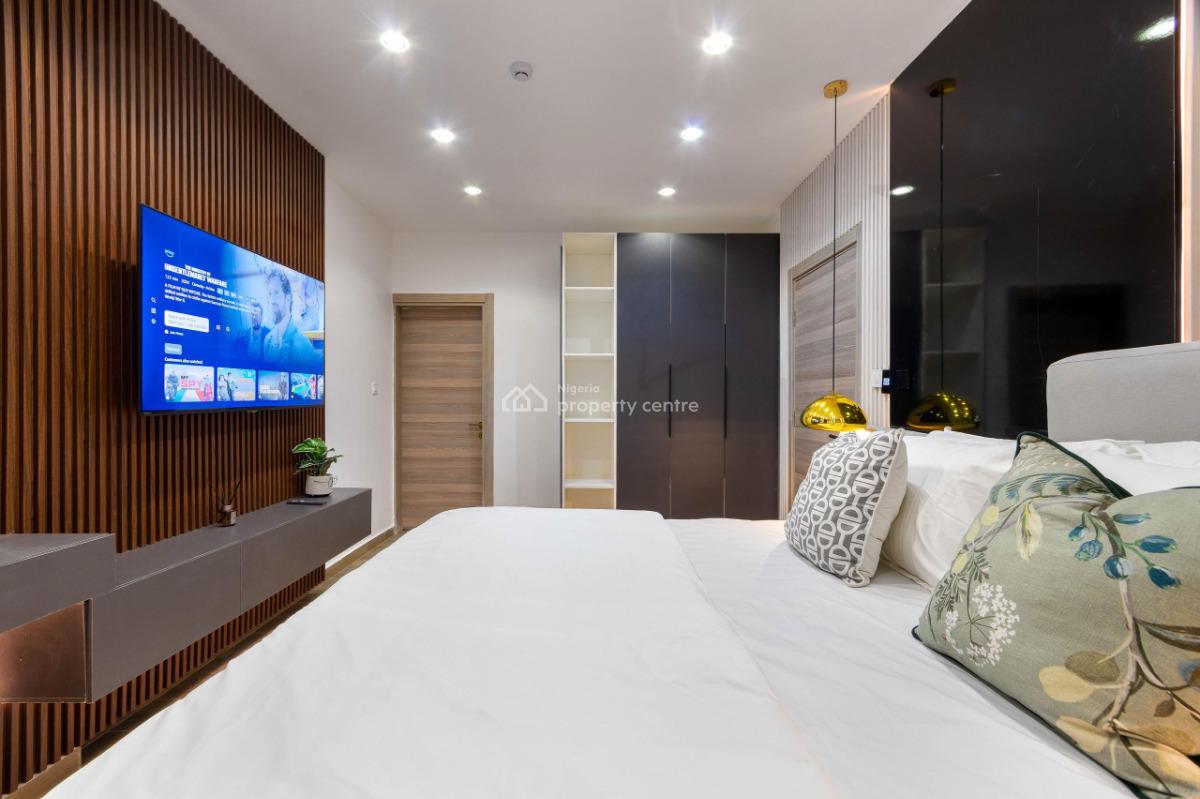 Luxury 2 Bedroom Apartment with Housekeeping and Gym, City View and Ensuite Rooms, Lekki, Lagos, Flat / Apartment Short Let