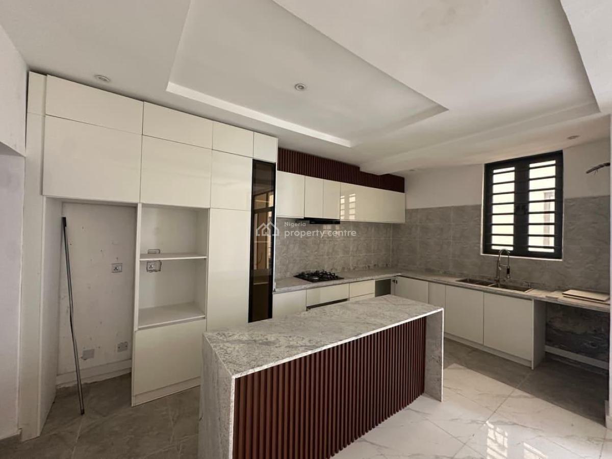 2 Bedroom Apartment in Lekki, Ikate, Lekki, Lagos, Flat / Apartment for Sale