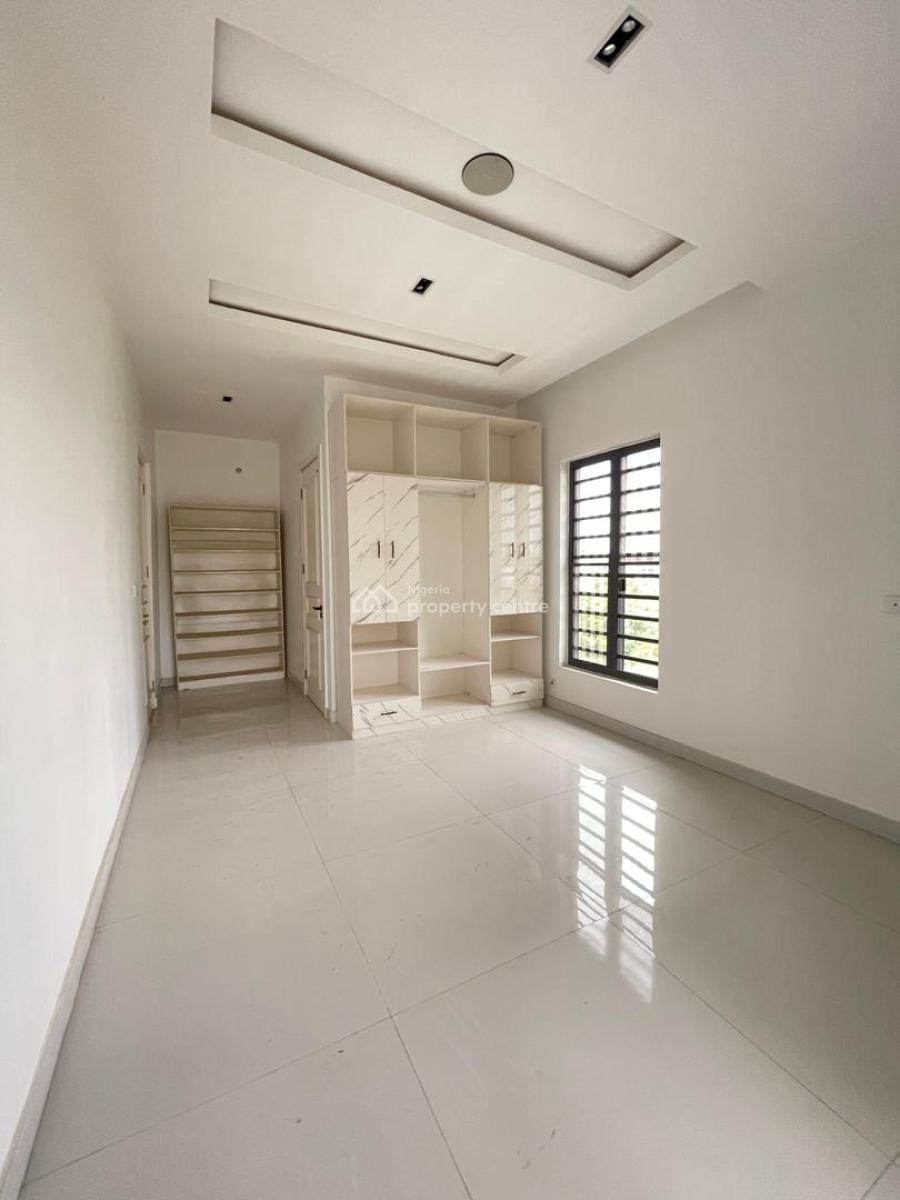 Hurry! 5bedroom Detached Duplex on Over 800sqm of Land, Within The Prestigious Royal Gardens Estate, Ajah, Lekki, Lagos, Detached Duplex for Sale