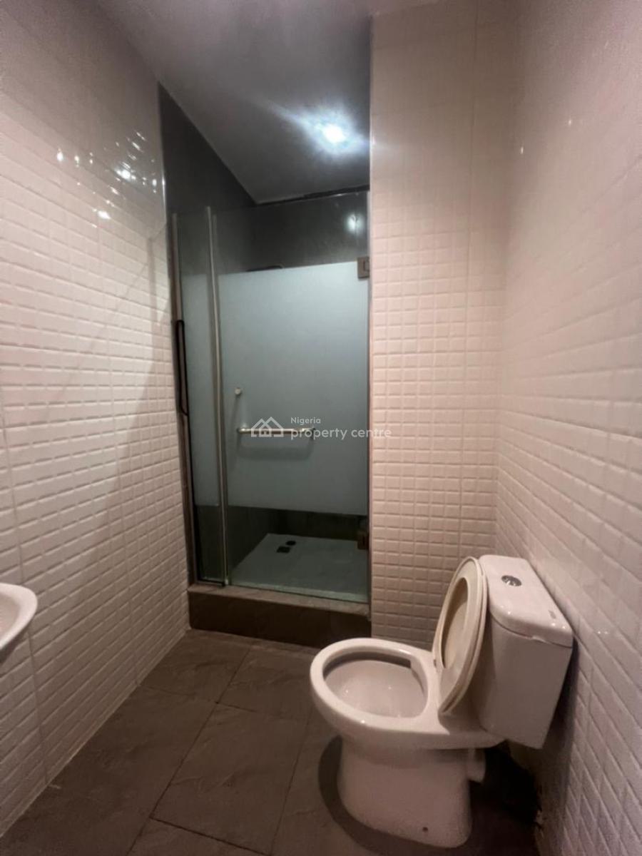 Luxury  Spacious 2 Bedroom Flat, Off Freedom Way Lekki Phase 1, Lekki Phase 1, Lekki, Lagos, Flat / Apartment for Rent