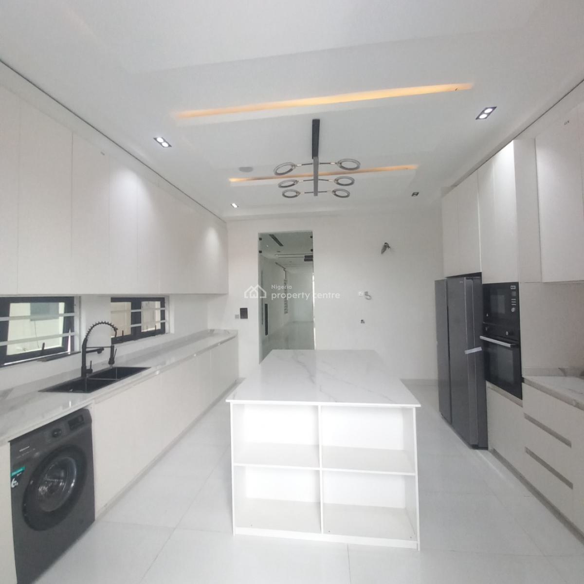 Distress 5 Bedroom Detached Duplex with Pool, Bq on 400sqm, Chevron Toll Gate,orchid Road, Lekki, Lagos, Detached Duplex for Sale