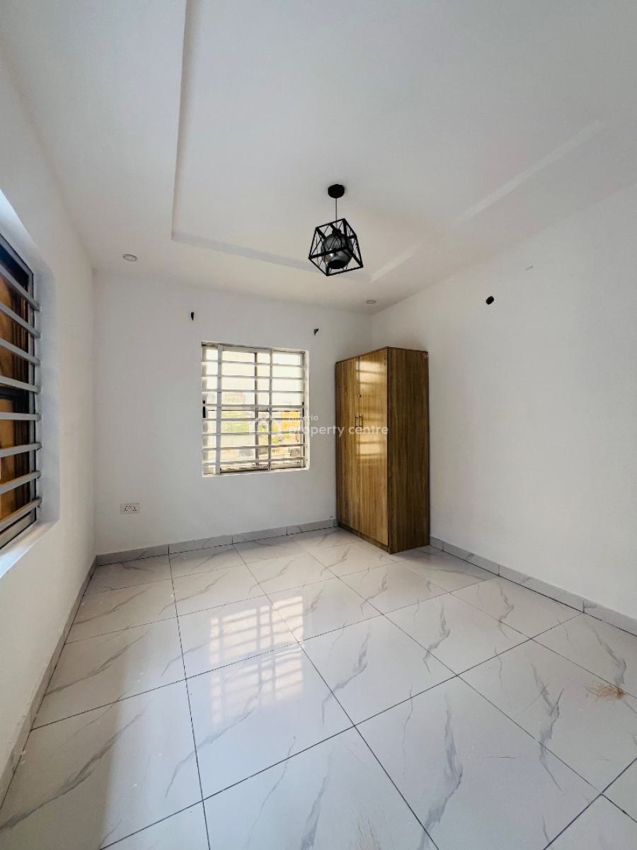 Standard 2bedroom Apartment, Orchid Road, Lekki, Lagos, Flat / Apartment for Rent